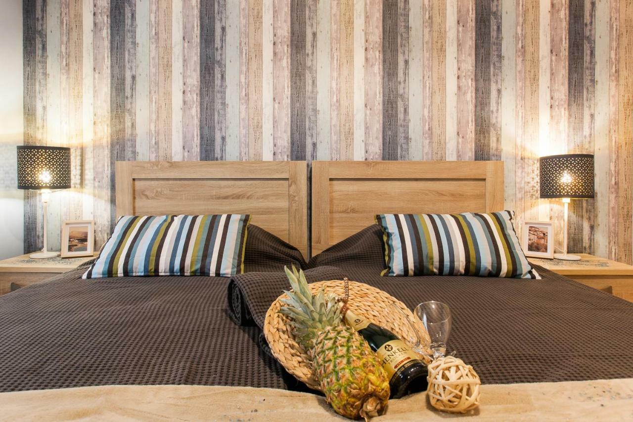 Central, Quiet, Cozy, Very Clean Private Apartment Close To Acropolis Atenas Exterior foto